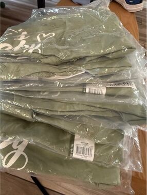 Reseller bundle. 10 count women’s XL Time and Tru Maternity Graphic Tee